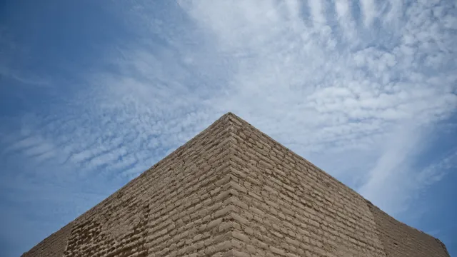 Pyramide in Lima