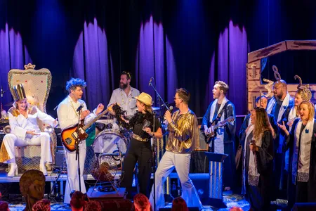 How to Throw a Christmas Party, donderdag 22 december 2022 @ De Helling