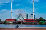 Een foto van het reuzenrad in attractiepark Speelstad Rotterdam