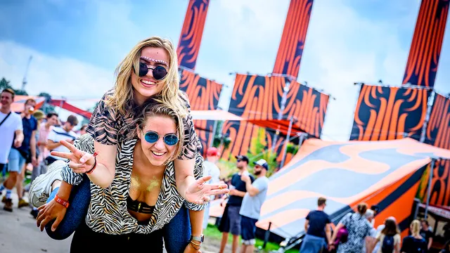 Bezoekers op Lowlands 2019