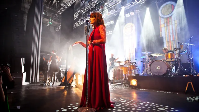 Florence + The Machine tijdens exclusieve showcase in de Effenaar