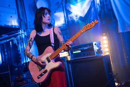 Gitariste van C'est Qui?