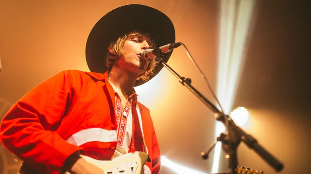 Lars and the Magic Mountain