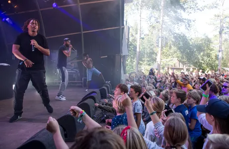 Fresku & MocroManiac