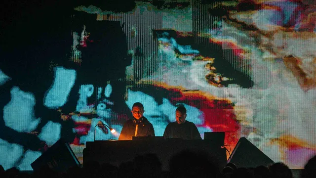 Voices From The Lake op Lowlands 2026