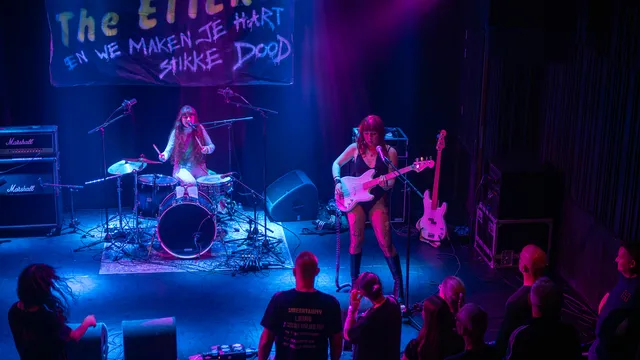 The Etters live in de Nobel