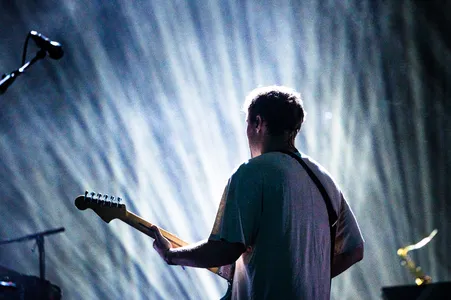 Sam Fender in de Bravo op Lowlands 2022