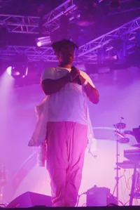 Sampha live op Lowlands 2017