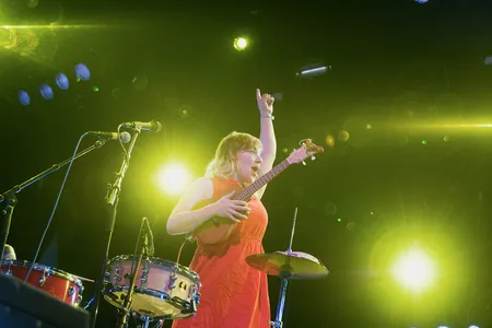 tUnE-yArDs live op Lowlands 2012.