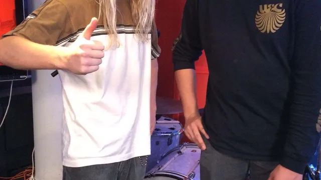 Hockey Dad live in 3voor12 Radio