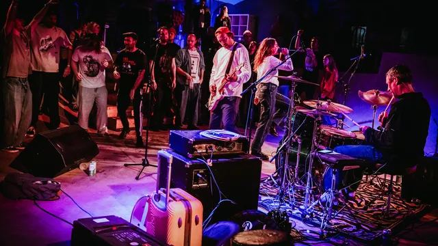 VALS ALARM in Ladybird Skatepark