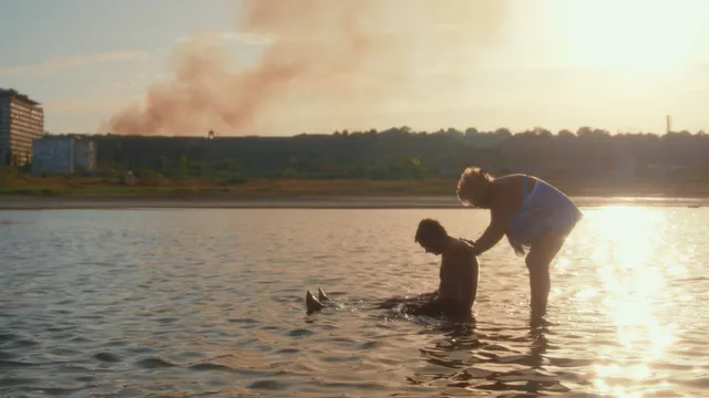 Man en vrouw in het water