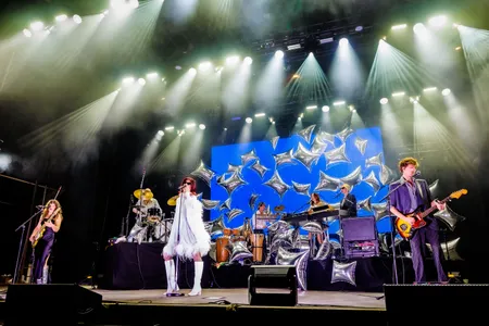 Sylvie Kreusch live op Lowlands 2025