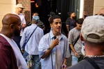 Gezellig publiek bij de luistersessie van Djani
