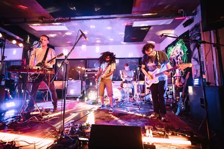 Combo Qazam tijdens 10 jaar Koffie Leute @ Bar Bolsjewiek