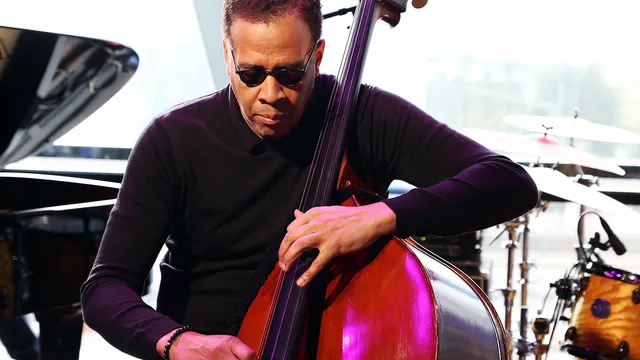 Bass legend Stanley Clarke