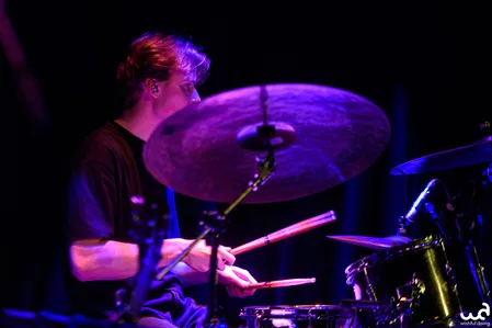 Rhodon Cerise, Clubavond 3voor12 Leiden, Nobel