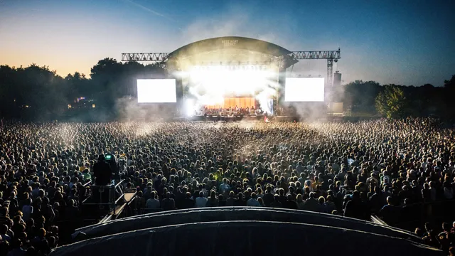 Arcade Fire live op Best Kept Secret 2017 Stage One