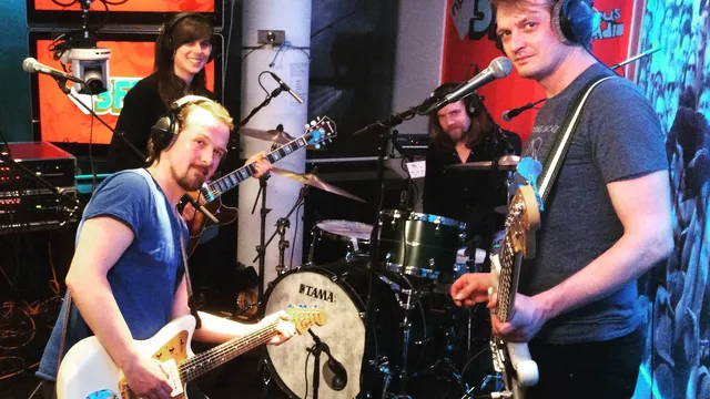 Drive Like Maria in 3voor12 Radio