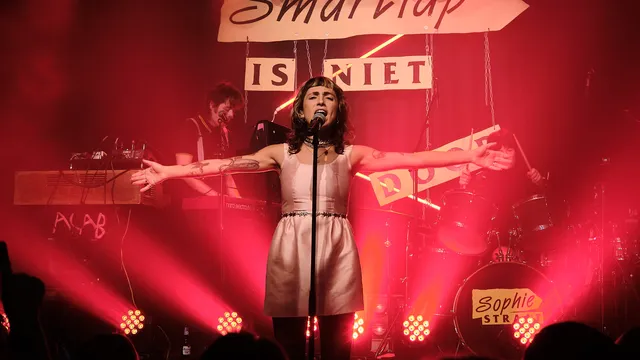 Sophie Straat @ Effenaar