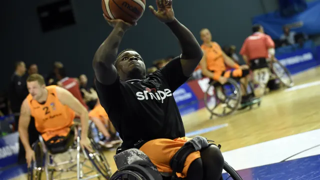 Rolstoelbasketballer Sebastiao Nijman