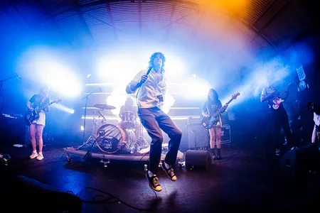 Tramhaus in de X-Ray op Lowlands 2022