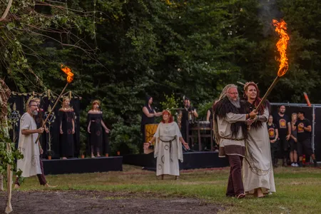 Het wickerritueel bij Castlefest