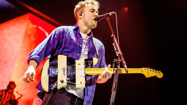 Sam Fender in AFAS Live 2025