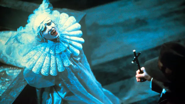 Sadie Frost (Lucy Westenra) in Bram Stoker's Dracula uit 1992