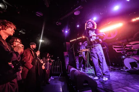 Elijah Waters live op ESNS23