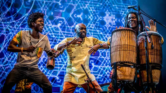 Pat Thomas & Kwashibu Area Band in Hotot, Down The Rabbit Hole, 2016