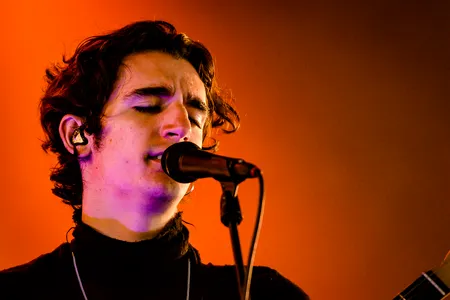 Tamino op Lowlands 2019