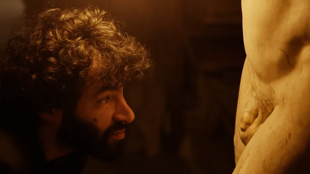 Still uit Short Dick Man