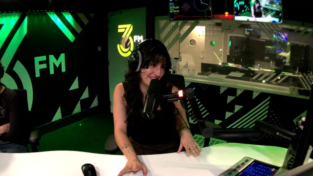 Naaz interview 3voor12 Radio