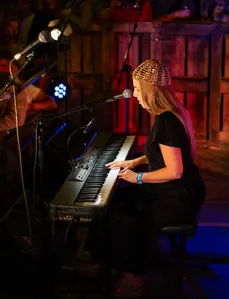 De Vrienden van Oersoep Live op de 4Daagsefeesten 2026