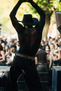 .