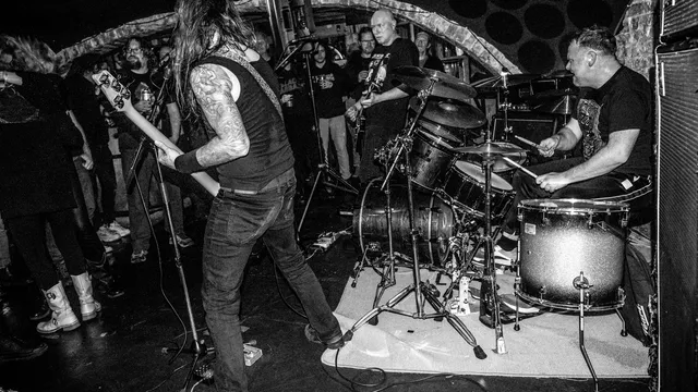 Evilcentric  - Vera kelder