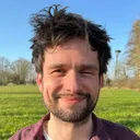 Portretfoto van Martin Pulvermann, een witte man met kort bruin haar.