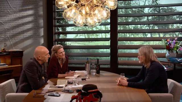 S2E7 Still overview