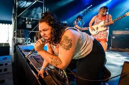 Downtown Boys op Best Kept Secret 2018