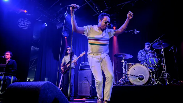 Durand Jones & The Indications op Lowlands 2019