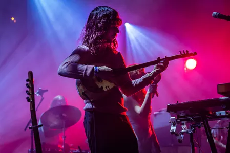 Upon The My O My - Altin Gün