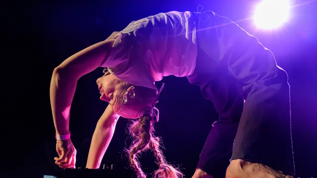 Muovipussi, Peel Slowly and See 2026