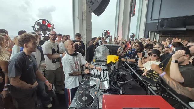 Dennis Cruz b2b ANOTR