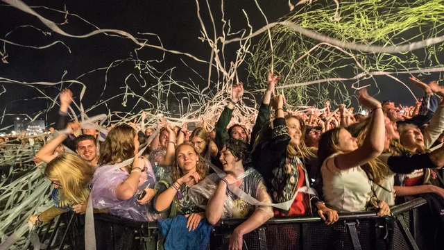 Publiek bij Martin Garrix op Pinkpop 2017