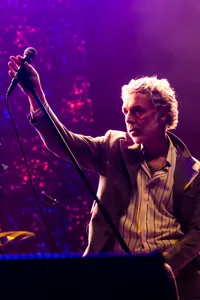 Baxter Dury op Down The Rabbit Hole 2026 dag 2