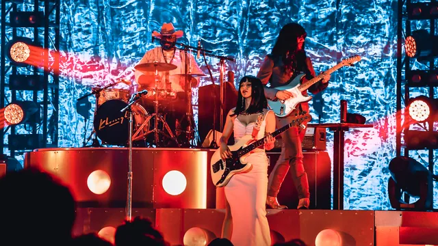 Khruangbin @ Poppodium 013