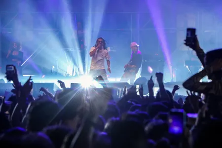 Ronnie Flex & The Fam op Paaspop 2022