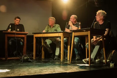 Gerben Reijers, Willem Koppenol, Buffel en Erik de Jong (L - R)