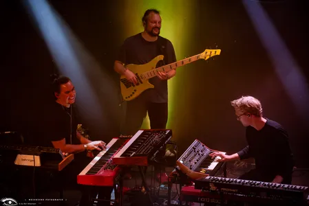 Anika Nilles & Nevell